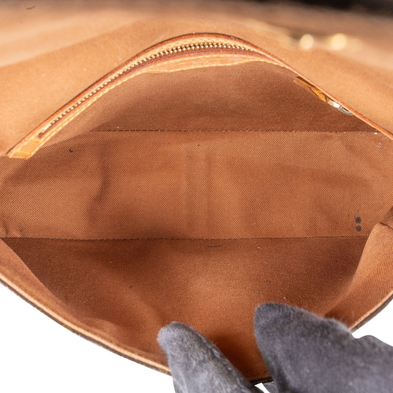 Louis Vuitton Louis Vuitton Canvas Monogram Looping PM Shoulder Bag Bruin