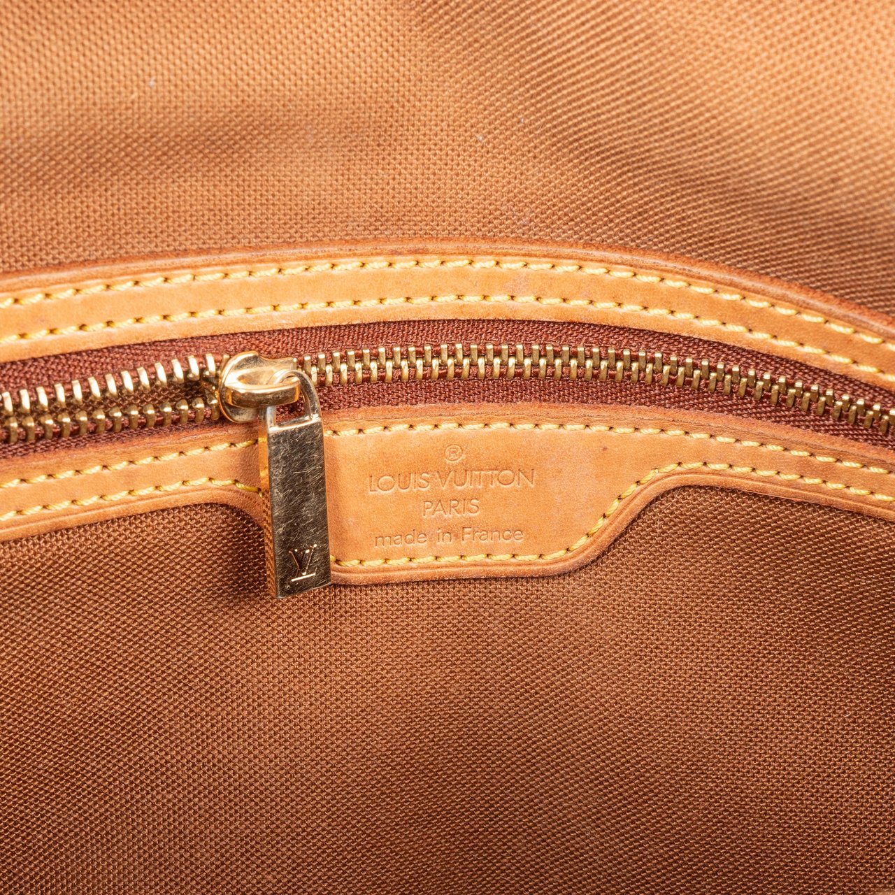 Louis Vuitton Louis Vuitton Canvas Monogram Looping PM Shoulder Bag Bruin