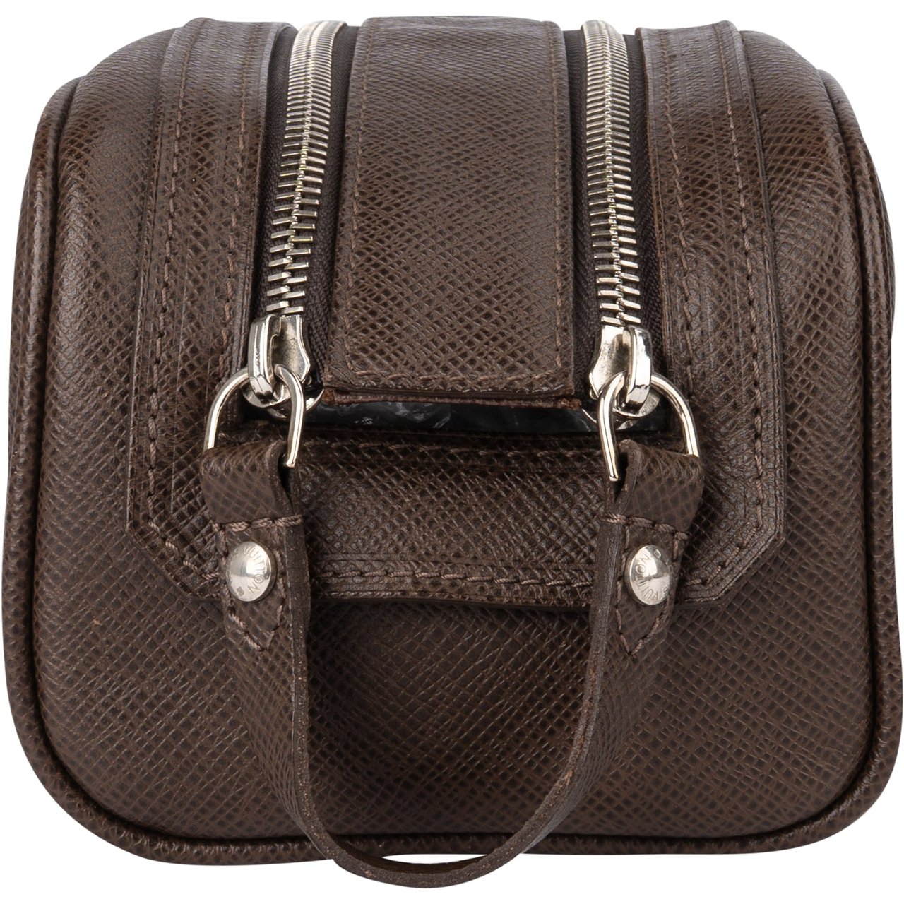 Louis Vuitton Louis Vuitton Brun Taiga Leather Toiletry Bag Bruin