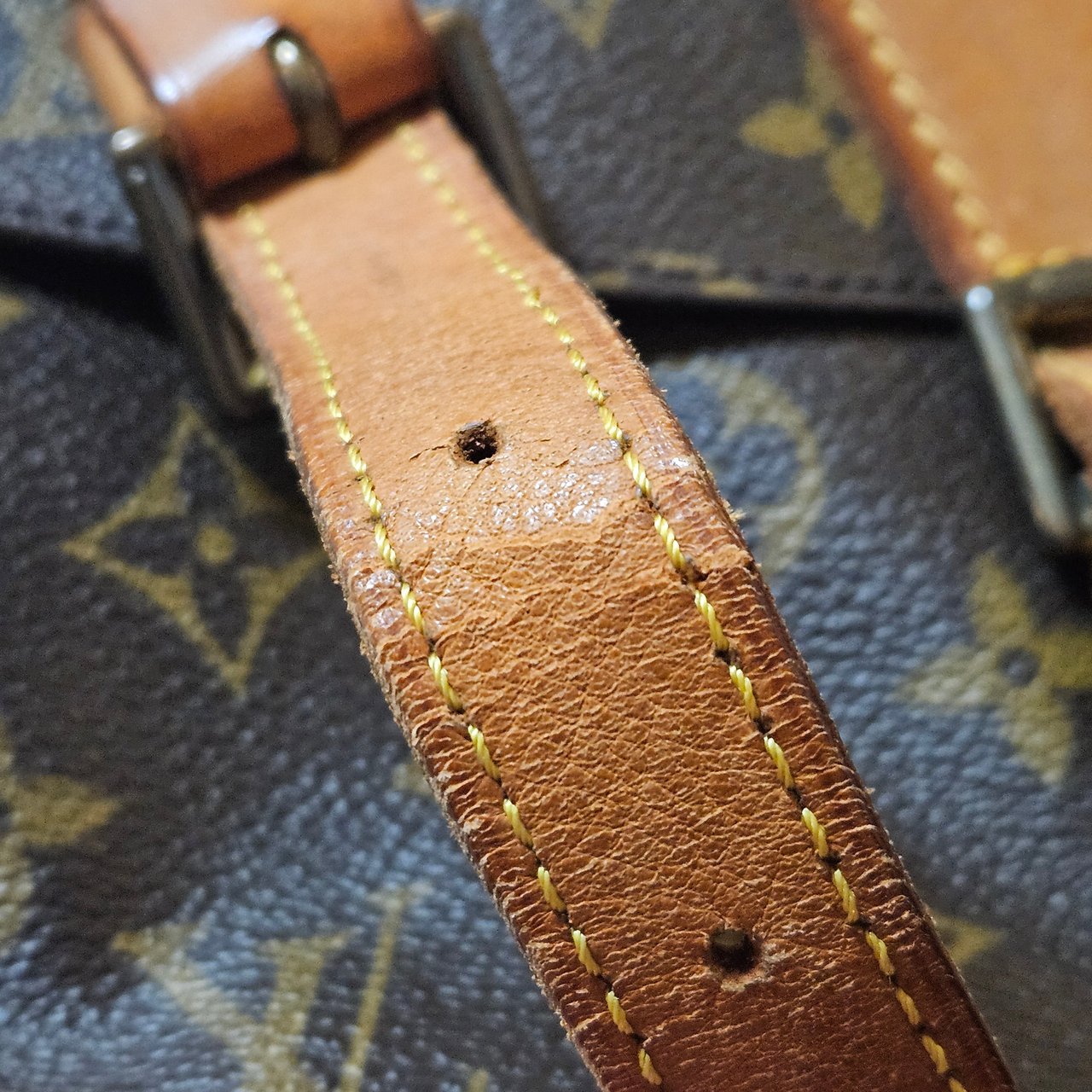 Louis Vuitton Louis Vuitton Canvas Monogram Jeune Fille GM Crossbody Bag Bruin