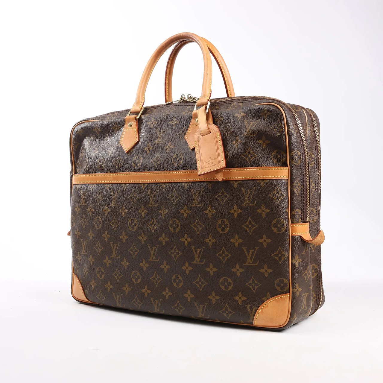 Louis Vuitton Louis Vuitton Monogram Canvas Porte Documents Voyage Handbag M53362 Bruin