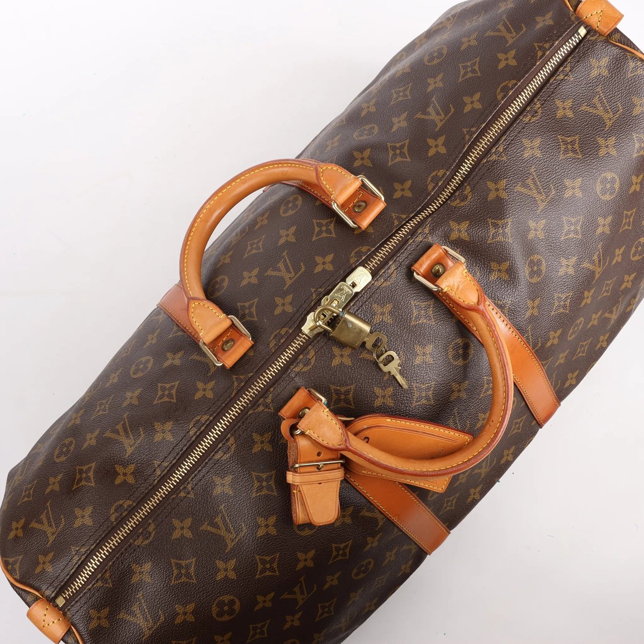 Louis Vuitton Louis Vuitton Monogram Canvas Keepall 55 Travel Bag M41424 Bruin