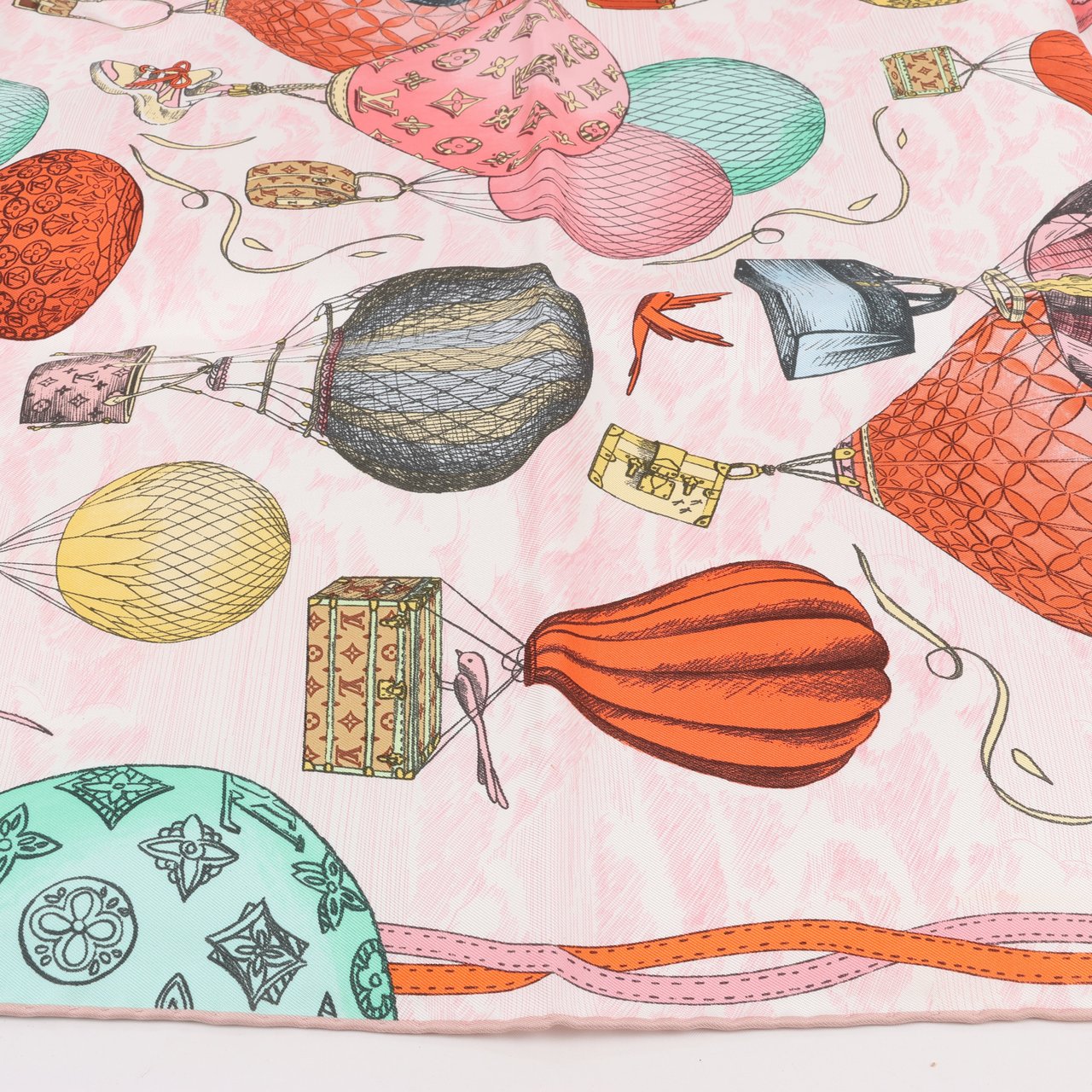 Louis Vuitton Louis Vuitton "up AND away" M77661 100% Silk Scarf in Pink GM1213 Roze