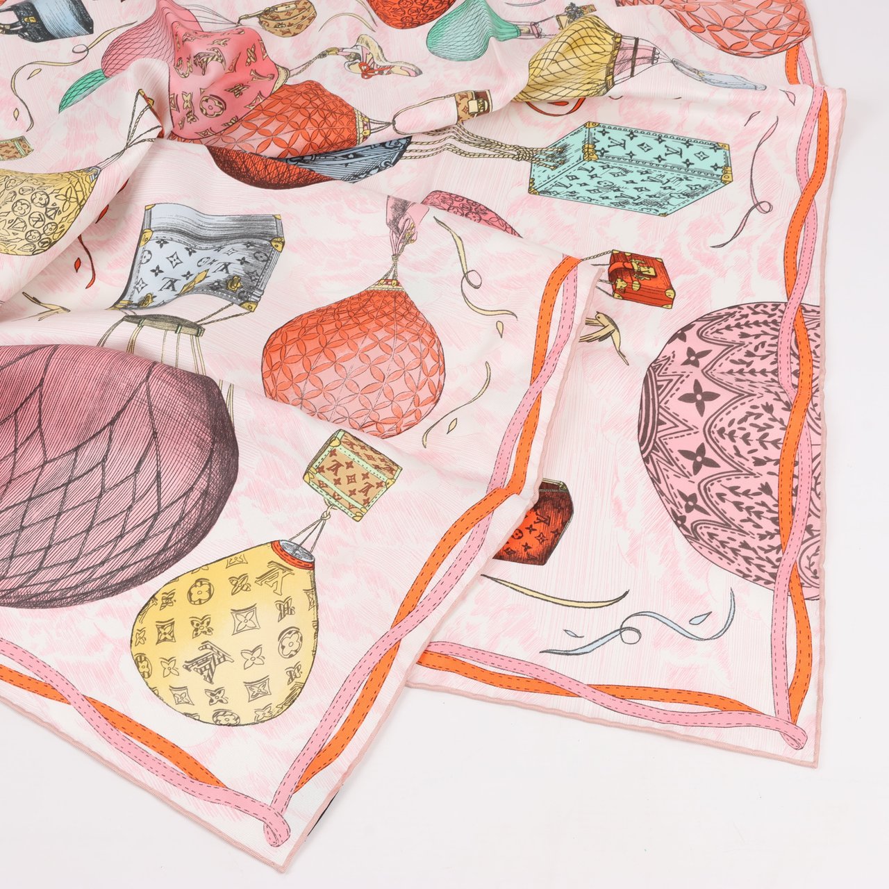 Louis Vuitton Louis Vuitton "up AND away" M77661 100% Silk Scarf in Pink GM1213 Roze