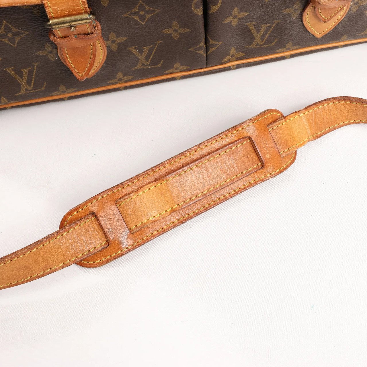 Louis Vuitton Louis Vuitton Monogram Jypsiere GM Shoulder Bag M42246 Bruin