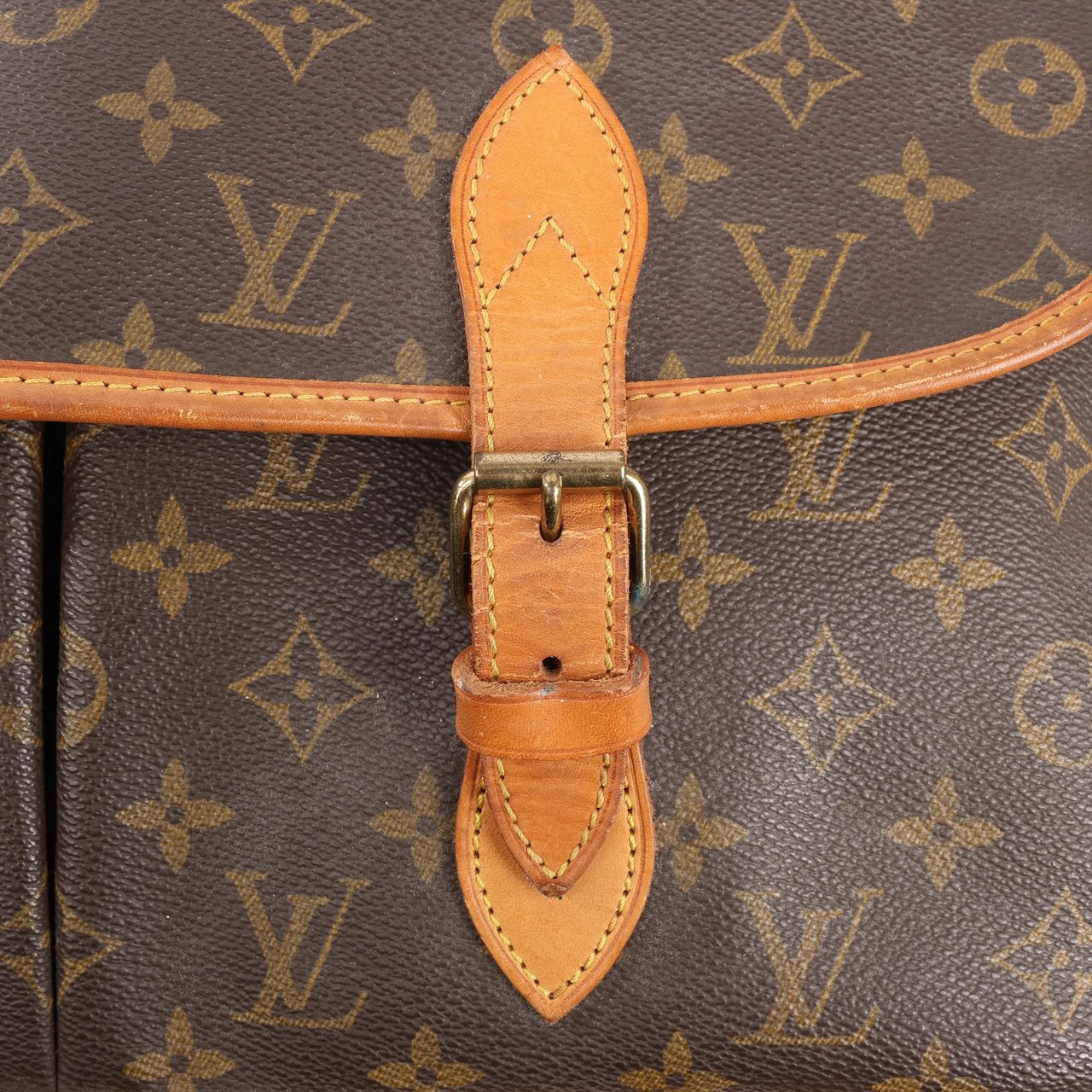 Louis Vuitton Louis Vuitton Monogram Jypsiere GM Shoulder Bag M42246 Bruin