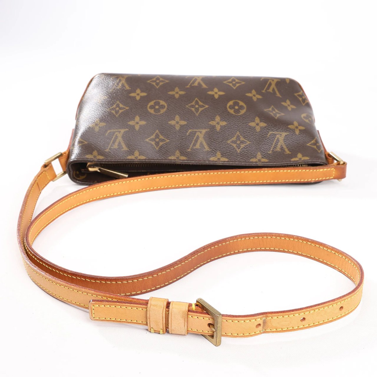 Louis Vuitton Louis Vuitton Monogram Canvas Trotteur Shoulder Bag in Brown M51240 Bruin