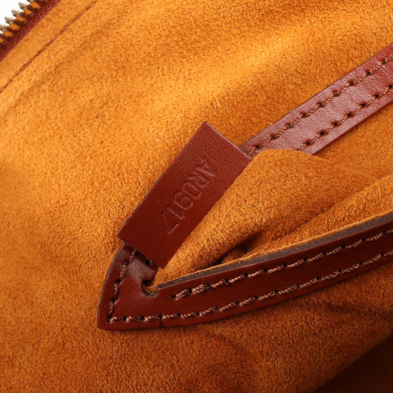 Louis Vuitton Louis Vuitton Epi Leather Alma PM 2Way Handbag in Brown M52143 Bruin