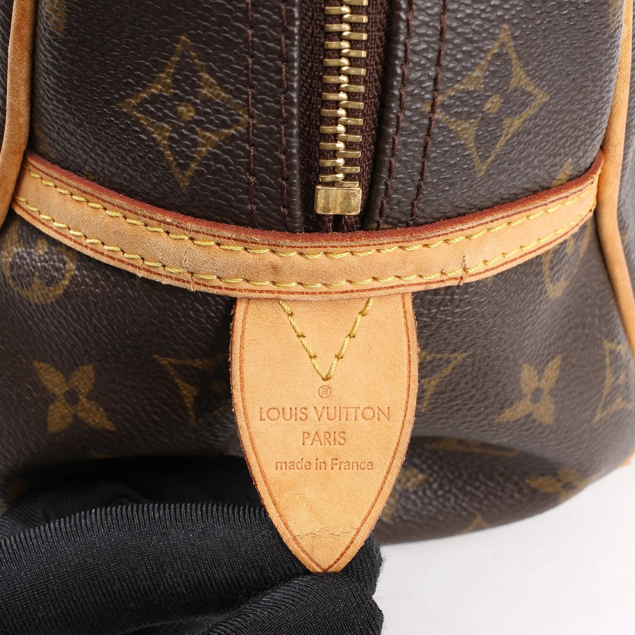 Louis Vuitton Louis Vuitton Monogram Canvas Montorgueil PM Shoulder Bag in Brown M95565 Bruin