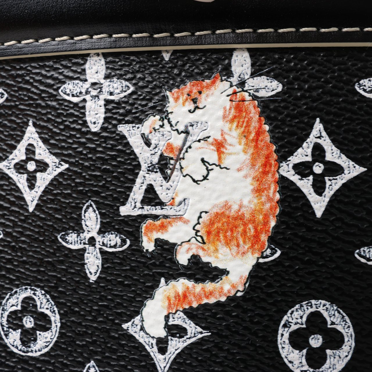 Louis Vuitton Louis Vuitton Catogram Alma Souple 2Way Shoulder Bag in Black M44403 Zwart