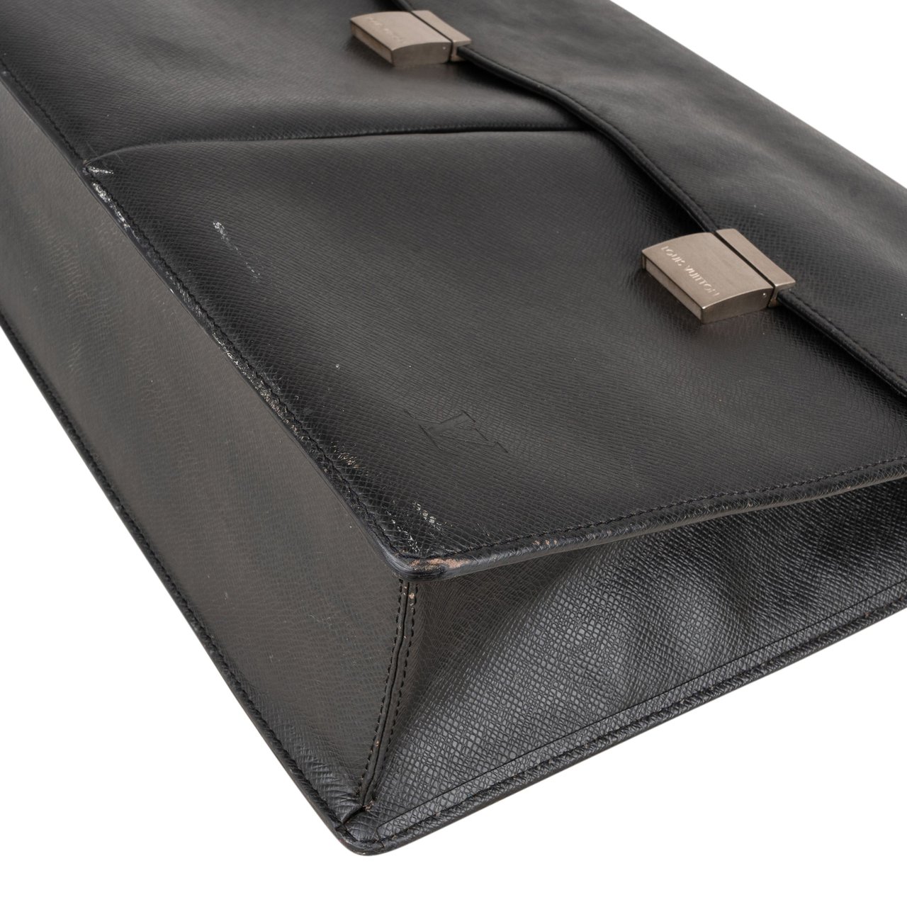 Louis Vuitton Taiga Leather Serviette Kazan Business Handbag Zwart