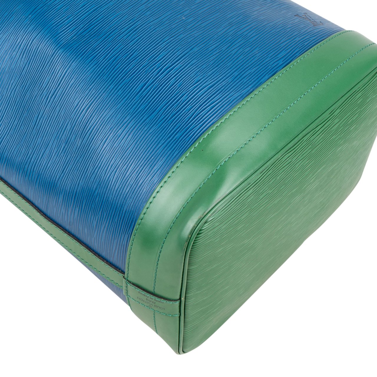 Louis Vuitton Louis Vuitton Bicolor Epi Leather Sac Noe Grande Shoulder Bag Blauw