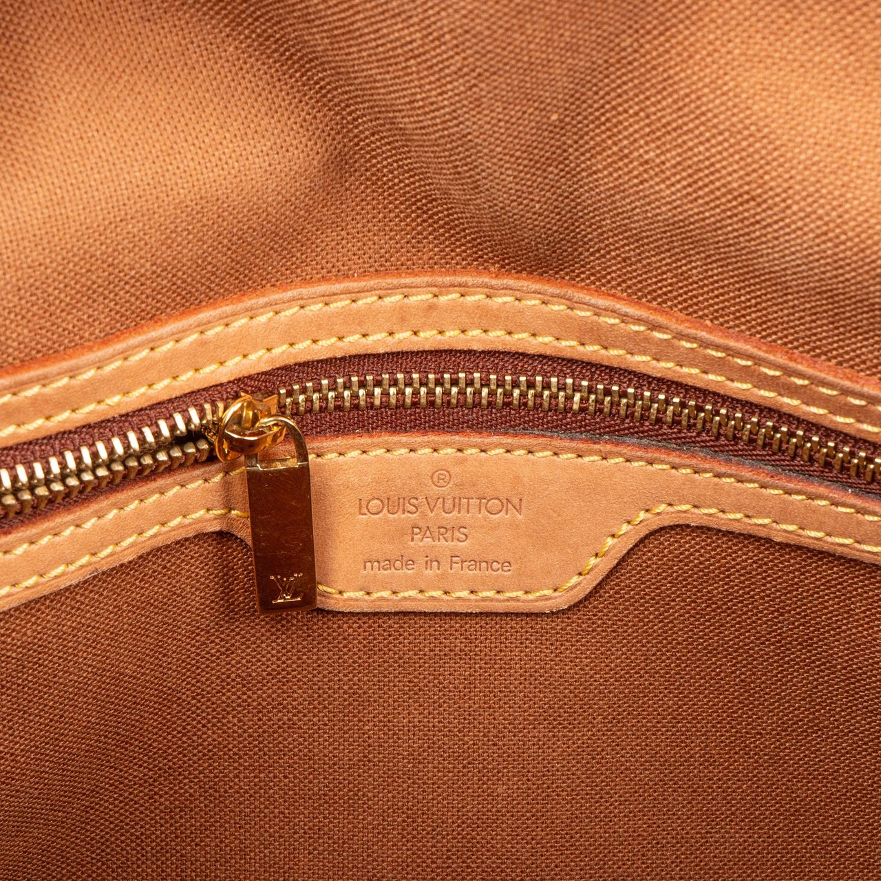 Louis Vuitton Louis Vuitton Monogram Canvas Looping PM Shoulder Bag Bruin