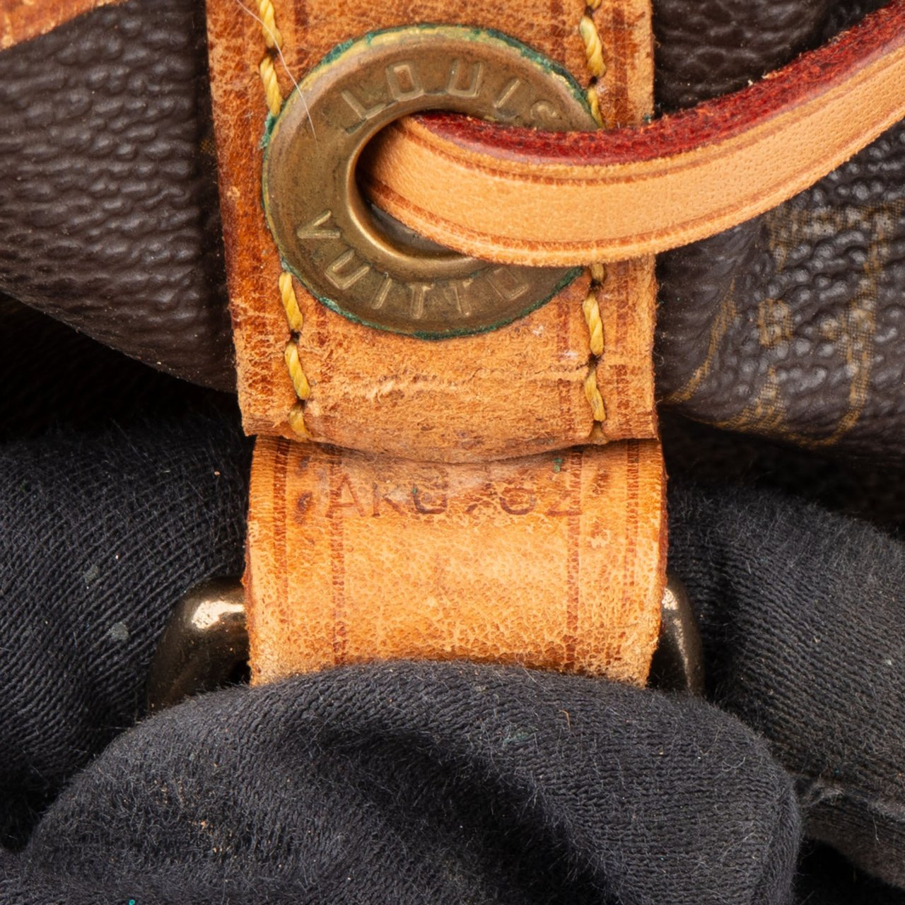 Louis Vuitton Louis Vuitton Monogram Canvas Sac Noé Petit Shoulder Bag Bruin