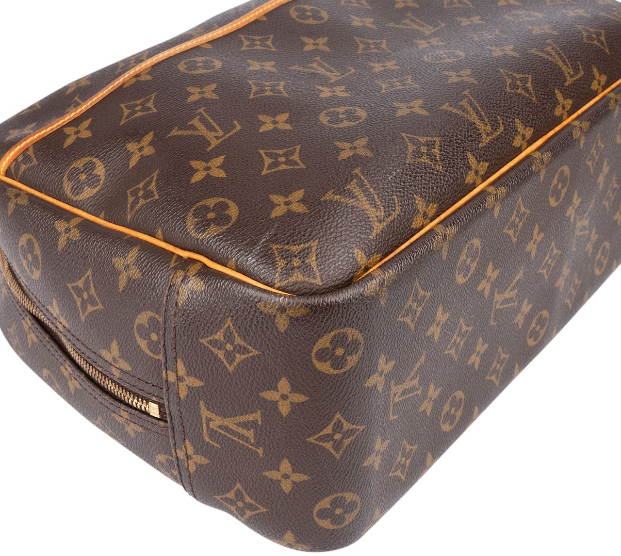 Louis Vuitton Louis Vuitton Monogram Canvas Deauville Handbag Bruin