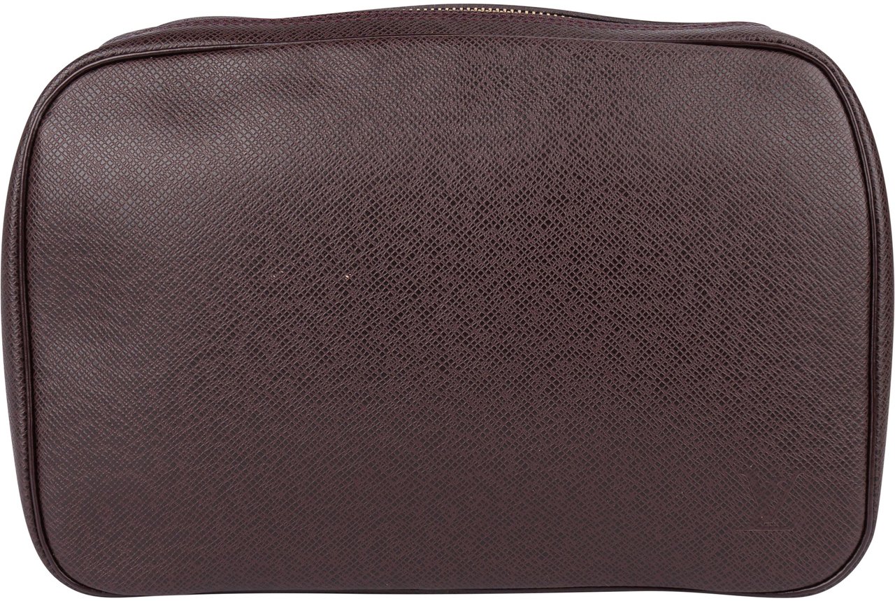 Louis Vuitton Louis Vuitton Taiga Leather Trousse Toilette Handbag Bruin