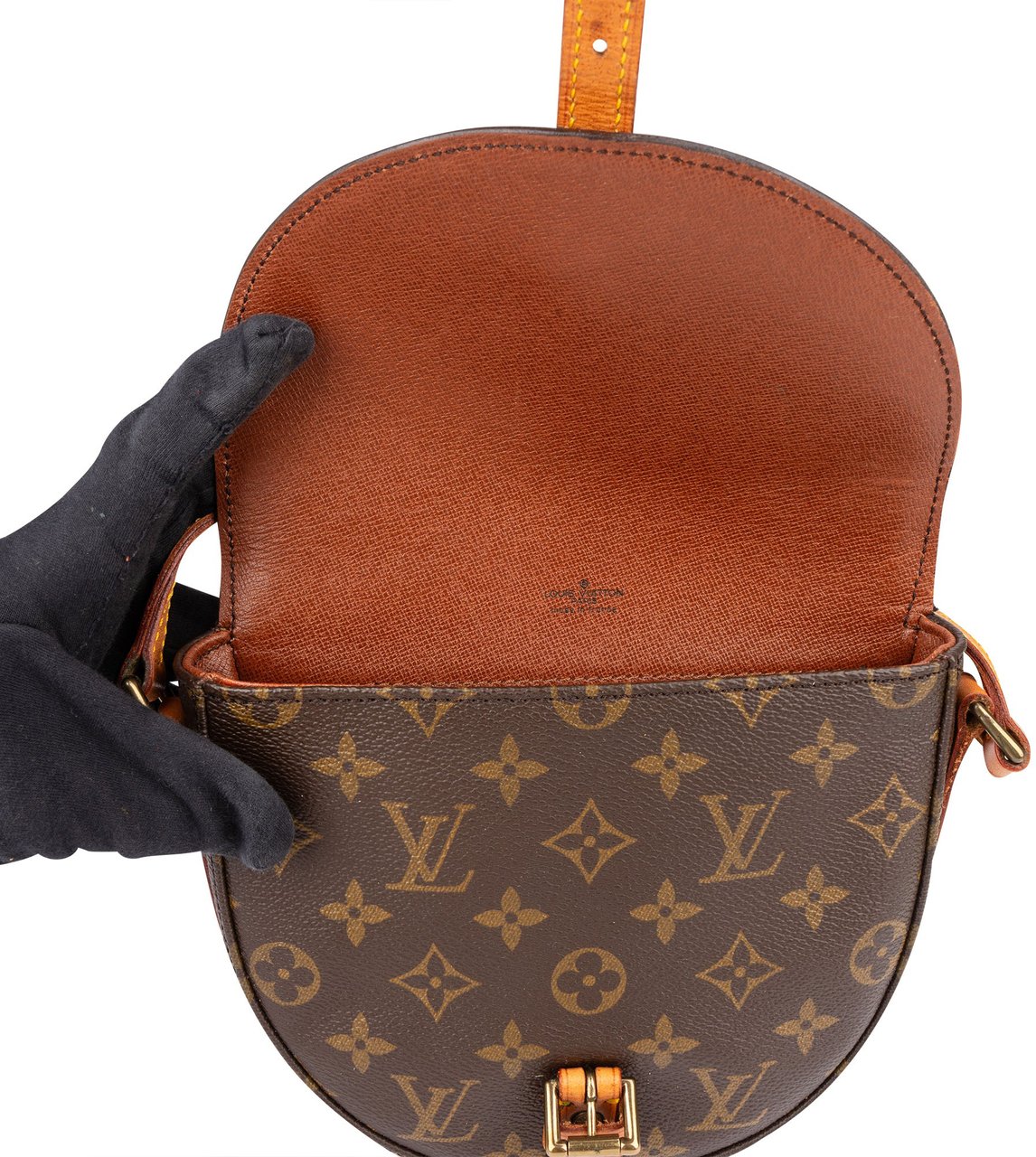 Louis Vuitton Louis Vuitton Monogram Canvas Chantilly PM Crossbody Bag Bruin
