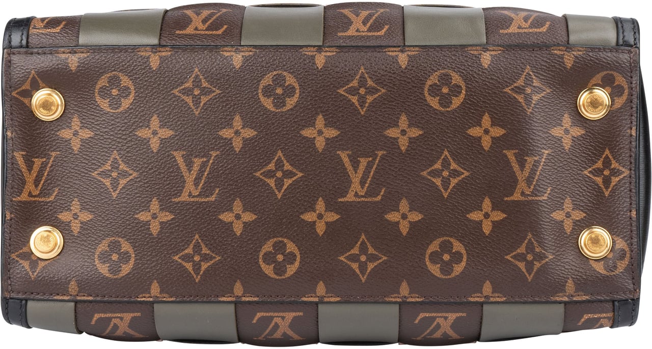 Louis Vuitton Louis Vuitton Canvas Tressage Monogram City Steamer MM Handbag Zwart