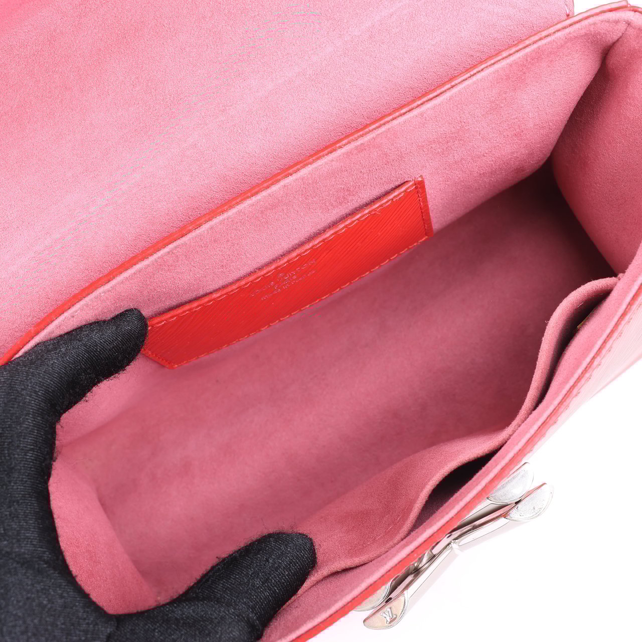 Louis Vuitton Louis Vuitton Epi Leather Twist Shoulder Bag MM in Red M50523 Rood