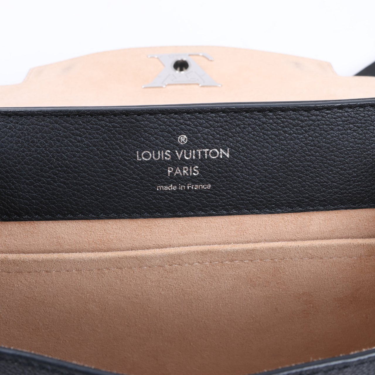 Louis Vuitton Louis Vuitton LV Logo LockMe Ever BB 2Way Shoulder Bag M53937 Zwart