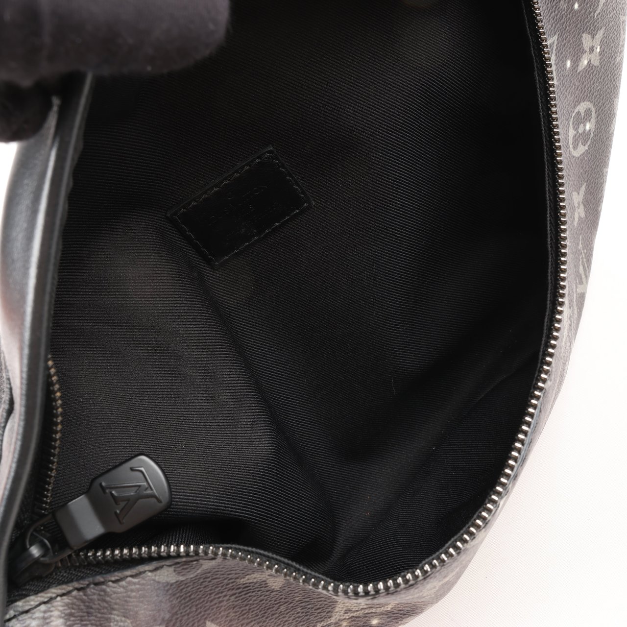 Louis Vuitton Louis Vuitton Monogram Canvas Galaxy Discovery Bumbag Crossbody Bag M44444 Grijs