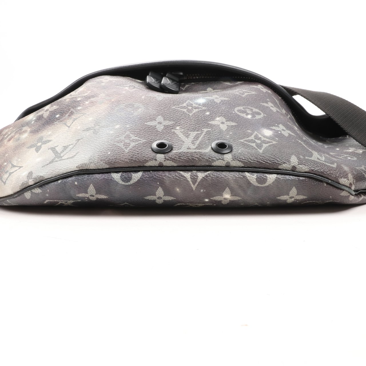 Louis Vuitton Louis Vuitton Monogram Canvas Galaxy Discovery Bumbag Crossbody Bag M44444 Grijs