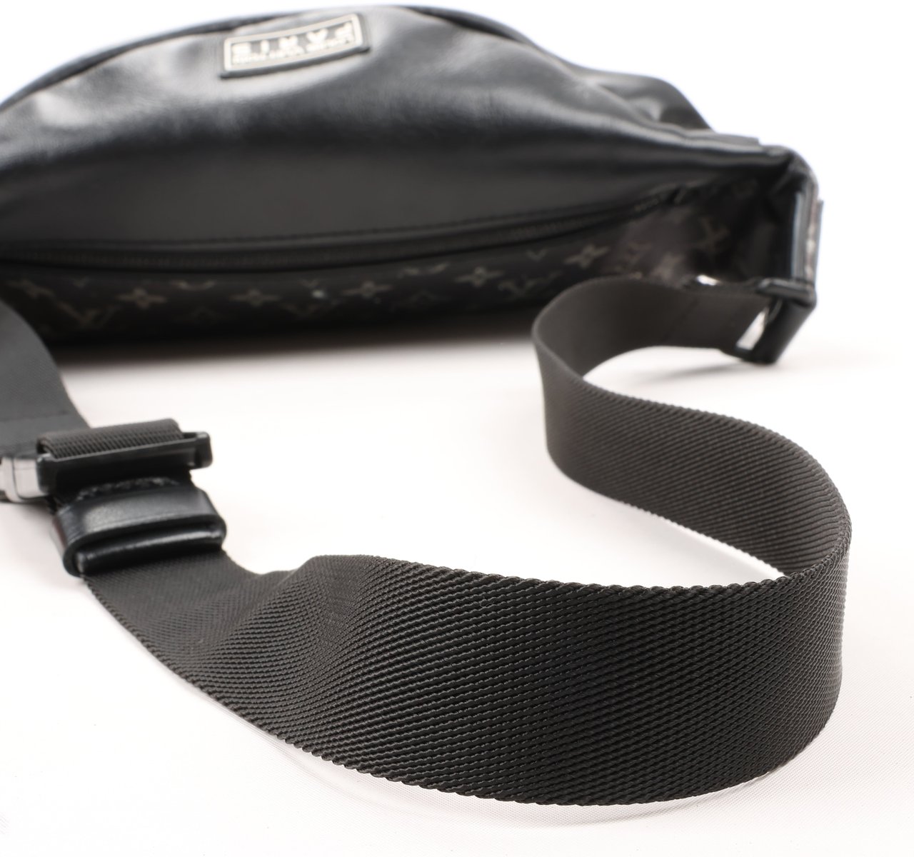 Louis Vuitton Louis Vuitton Monogram Canvas Galaxy Discovery Bumbag Crossbody Bag M44444 Grijs