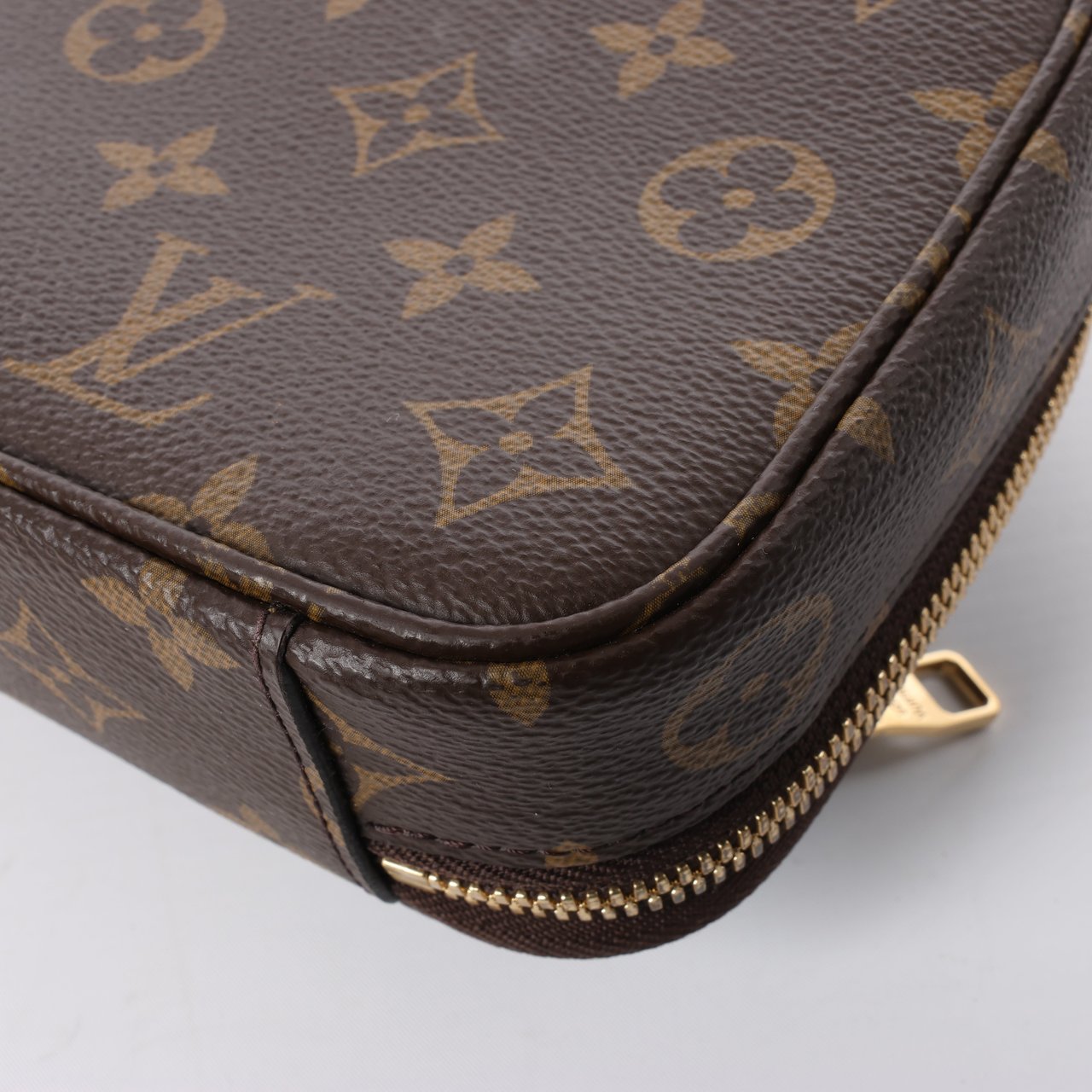 Louis Vuitton Louis Vuitton Monogram Utility Crossbody Bag M80446 Bruin