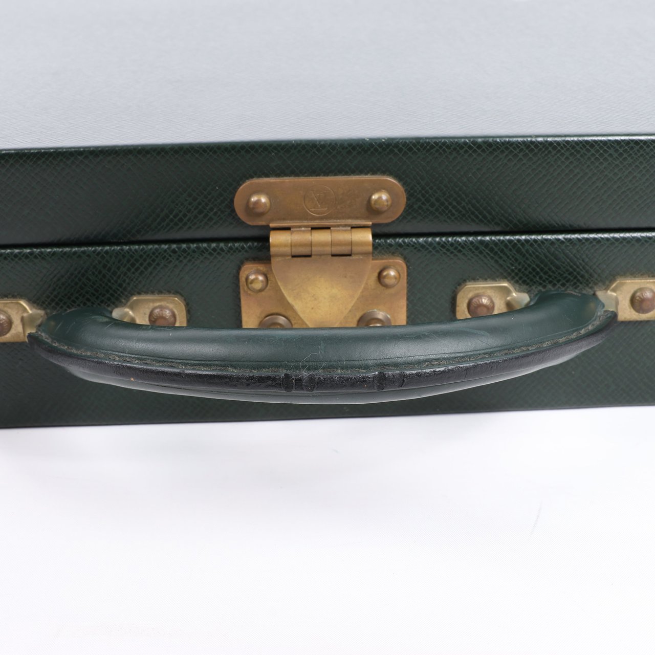 Louis Vuitton Louis Vuitton Taiga Diplomat Travel Bag in Green M30014 Groen