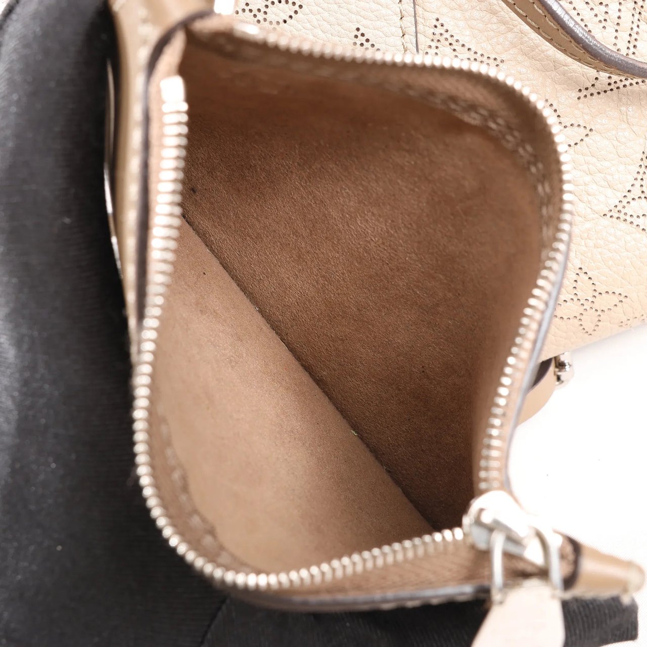 Louis Vuitton Louis Vuitton Hina Monogram Mahina Leather Shoulder Bag in Beige M54351 Beige