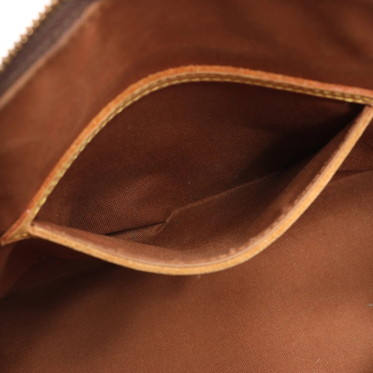 Louis Vuitton Louis Vuitton Monogram Canvas Alma PM Handbag in Brown M51130 Bruin