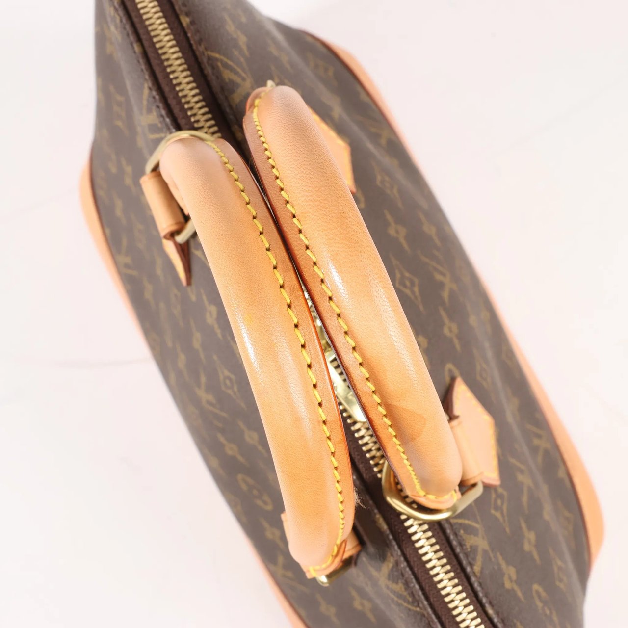 Louis Vuitton Louis Vuitton Monogram Canvas Alma PM Handbag in Brown M51130 Bruin