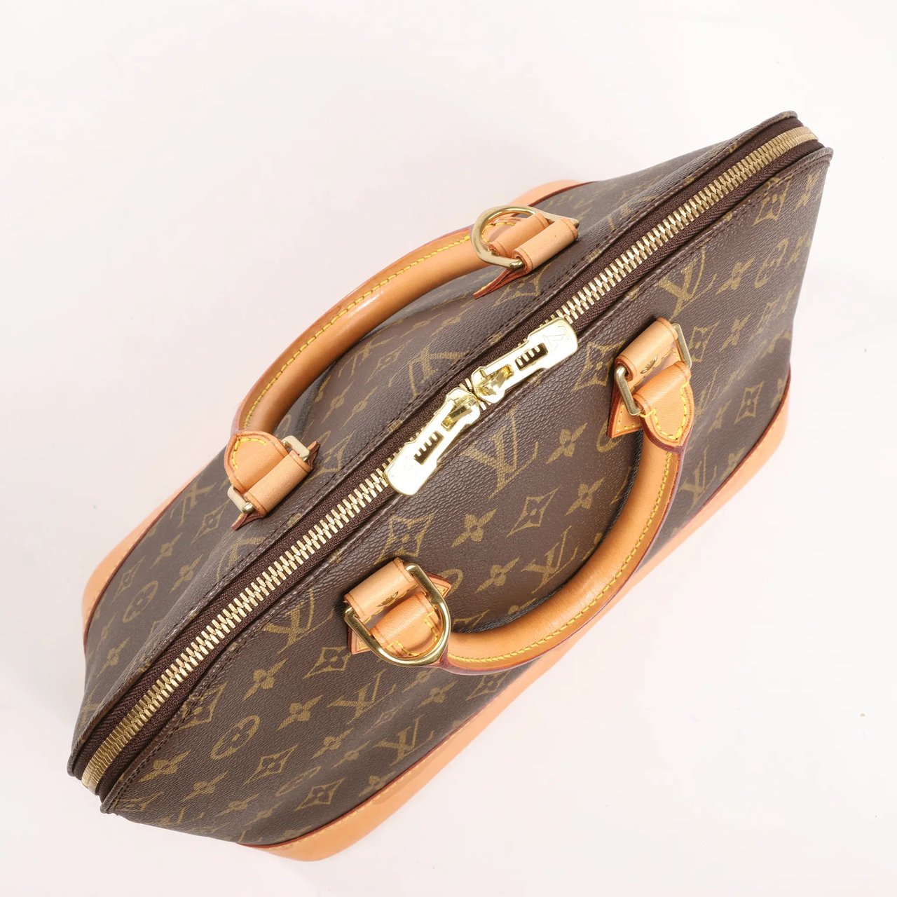 Louis Vuitton Louis Vuitton Monogram Canvas Alma PM Handbag in Brown M51130 Bruin