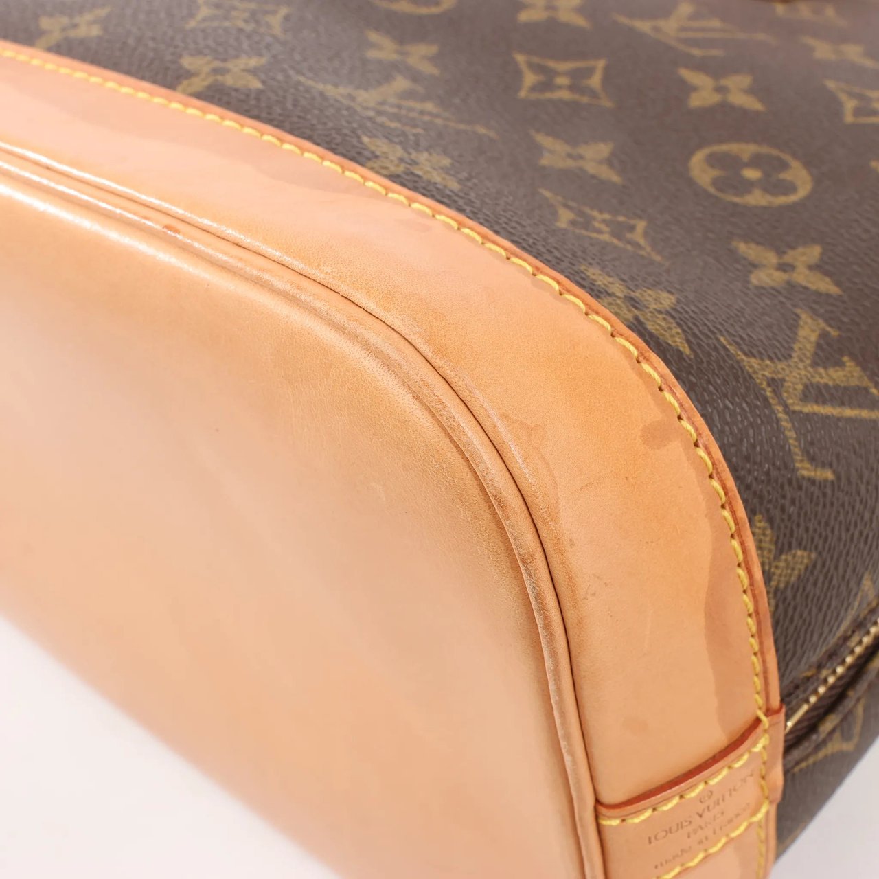 Louis Vuitton Louis Vuitton Monogram Canvas Alma PM Handbag in Brown M51130 Bruin