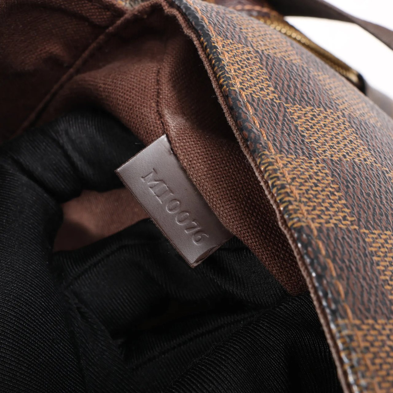 Louis Vuitton Louis Vuitton Damier Ebene Reporter Melville Crossbody Bag in Brown N51126 Bruin