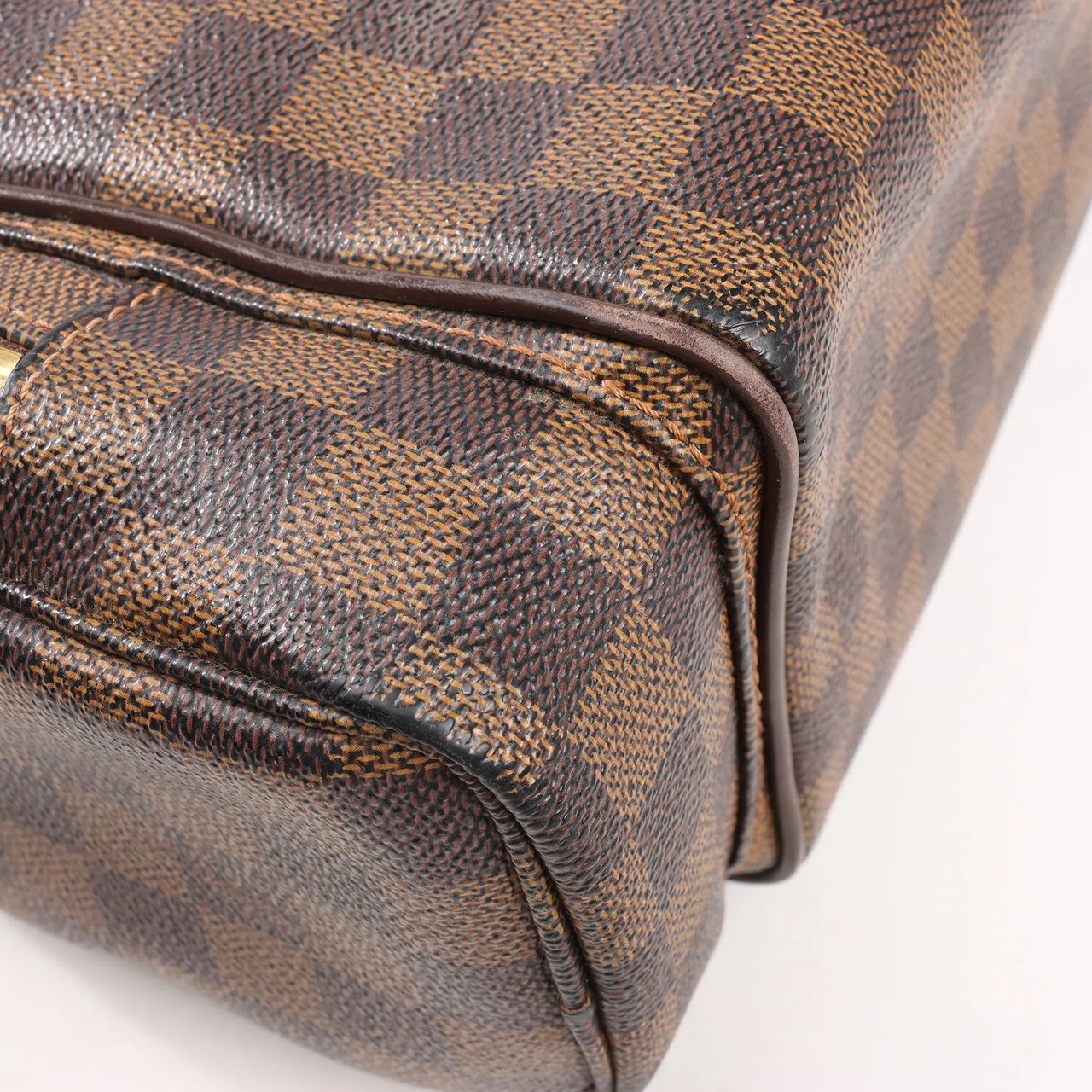 Louis Vuitton Louis Vuitton Damier Ebene Reporter Melville Crossbody Bag in Brown N51126 Bruin