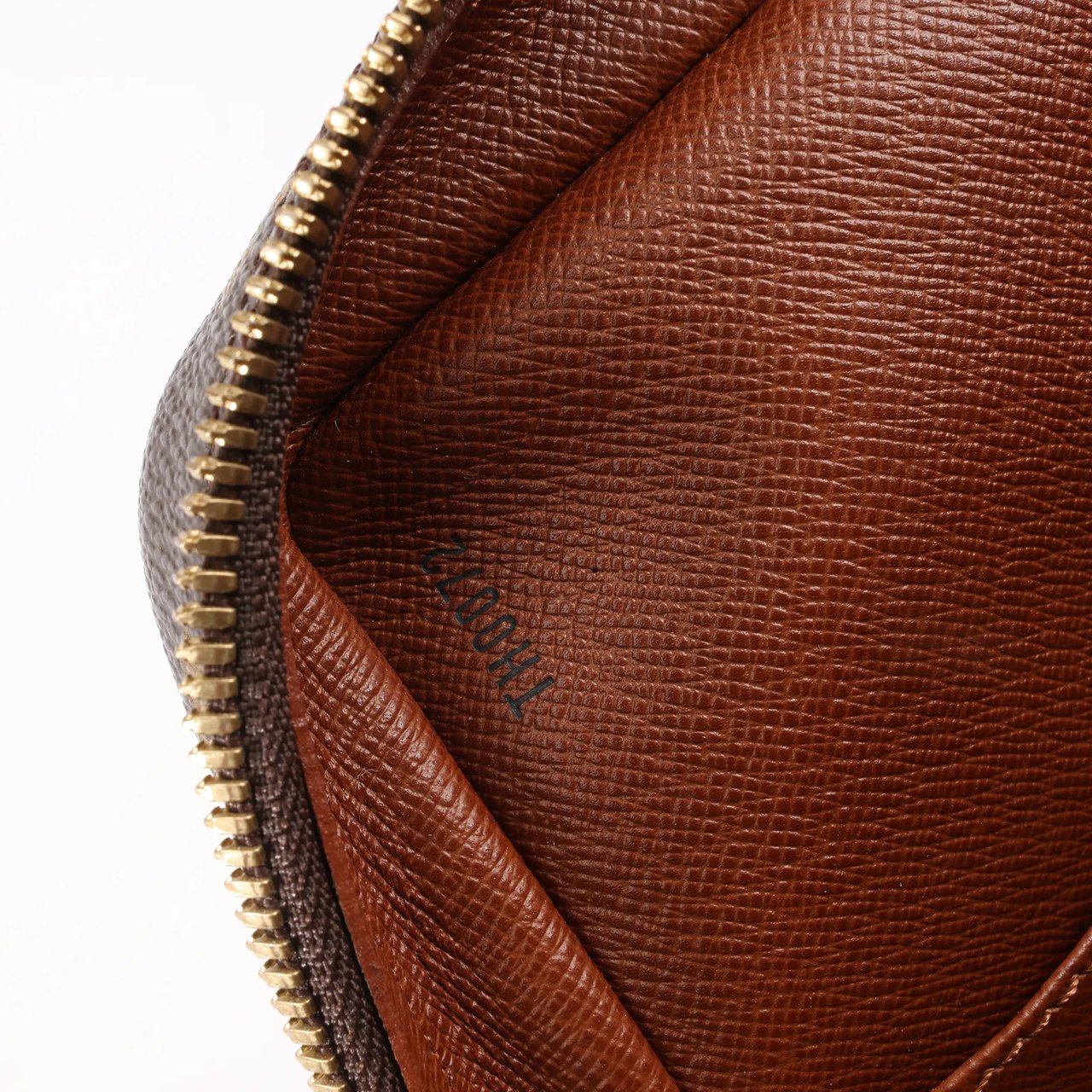 Louis Vuitton Louis Vuitton Monogram Porte Documents Voyage Handbag in Brown M53361 Bruin