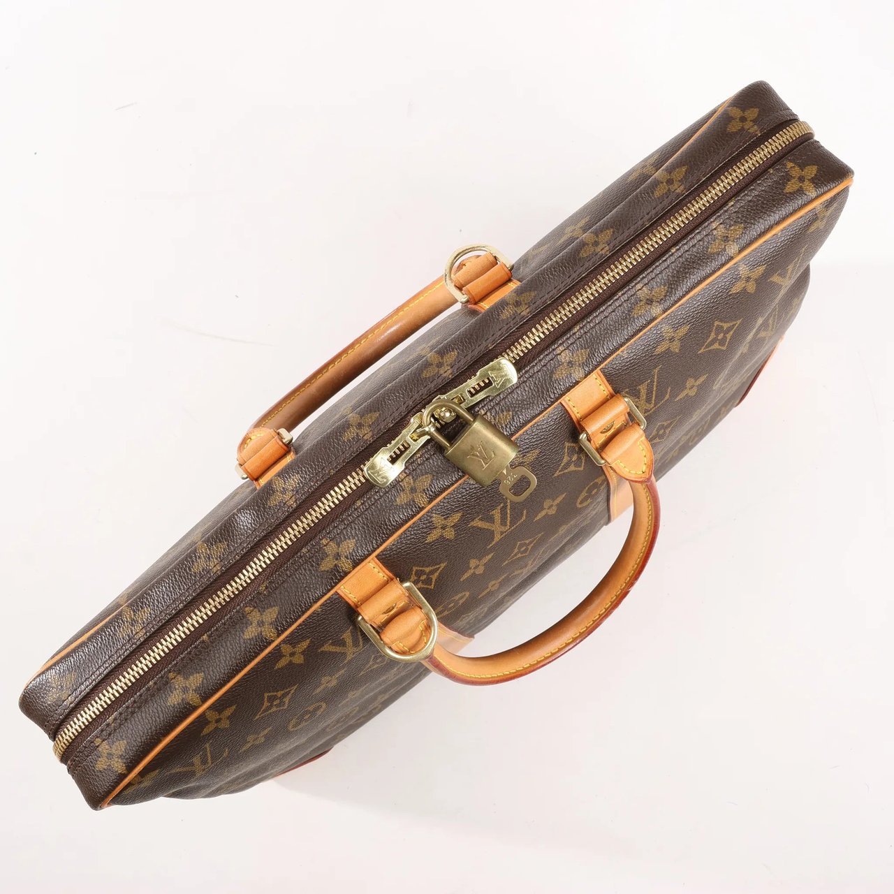 Louis Vuitton Louis Vuitton Monogram Porte Documents Voyage Handbag in Brown M53361 Bruin