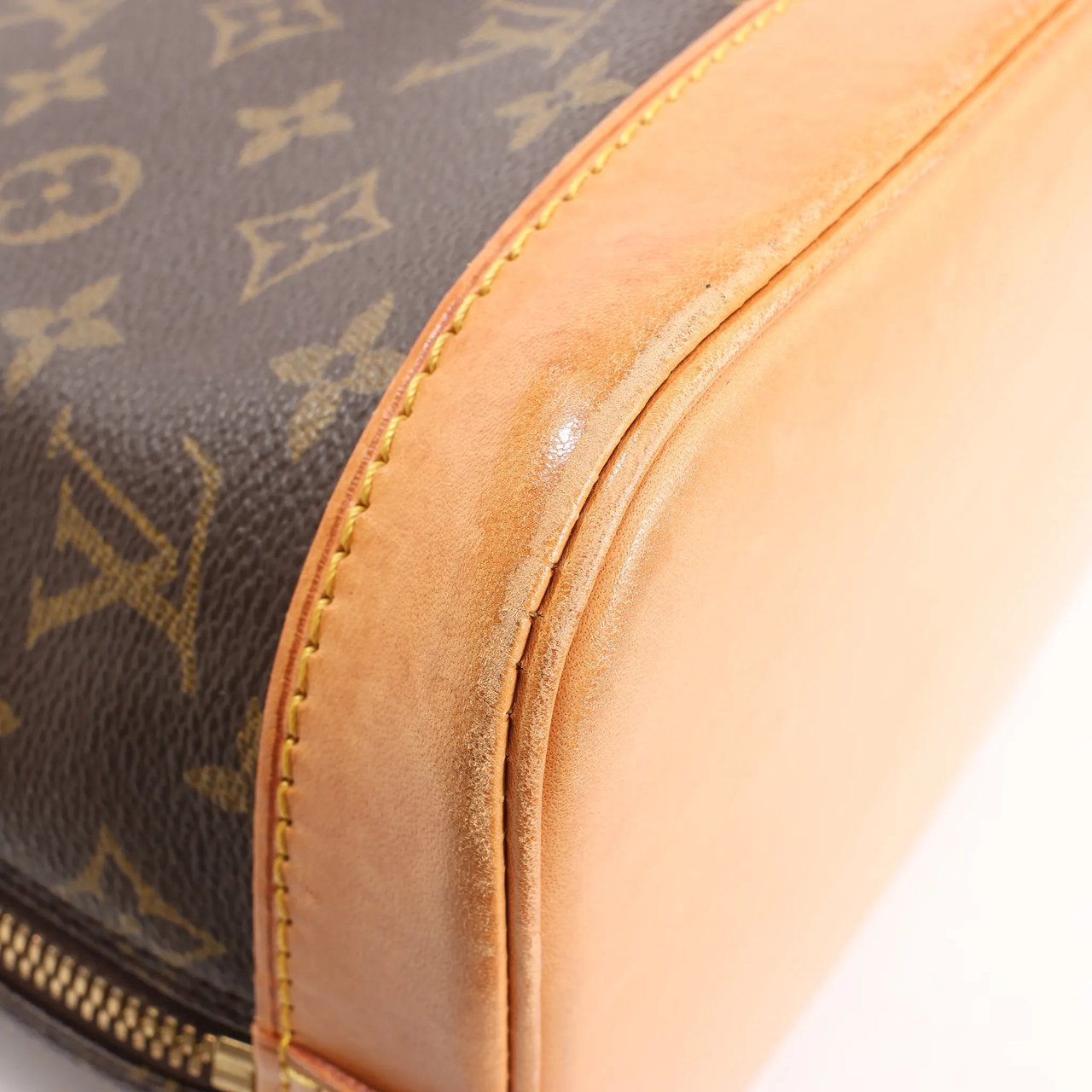 Louis Vuitton Louis Vuitton Monogram Canvas Alma PM Handbag in Brown M51130 Bruin