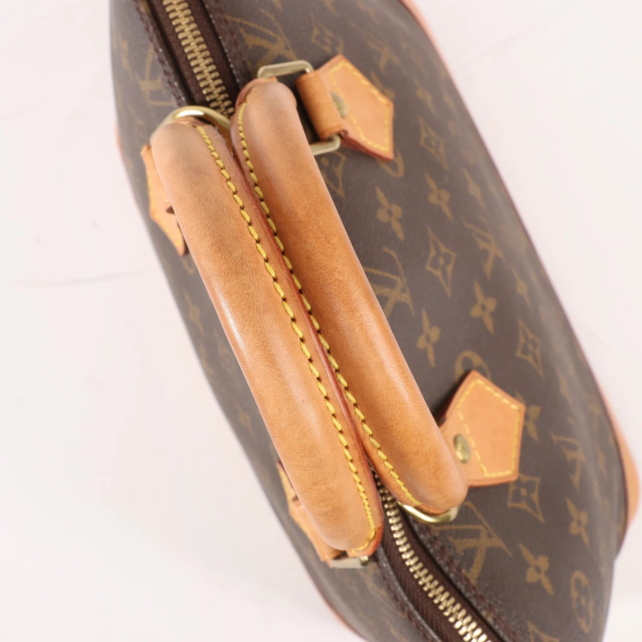 Louis Vuitton Louis Vuitton Monogram Canvas Alma PM Handbag in Brown M51130 Bruin