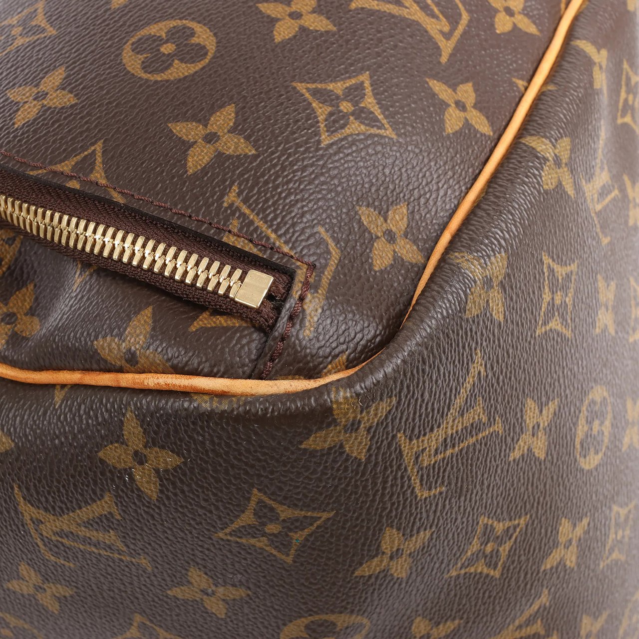Louis Vuitton Louis Vuitton Monogram Canvas Evasion Weekend Handbag M41443 Bruin