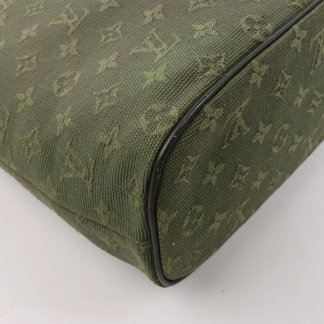 Louis Vuitton Louis Vuitton Monogram Luceille PM Handbag in Khaki M92682 Divers