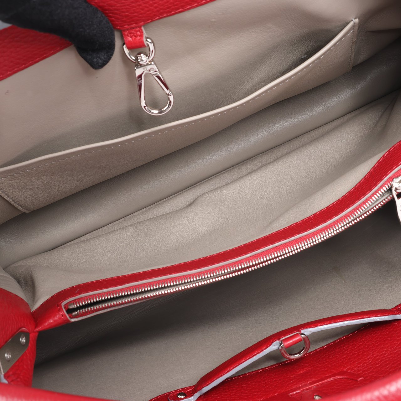 Louis Vuitton Louis Vuitton Parnassea Capucines GM Handbag in Red M48871 Rood