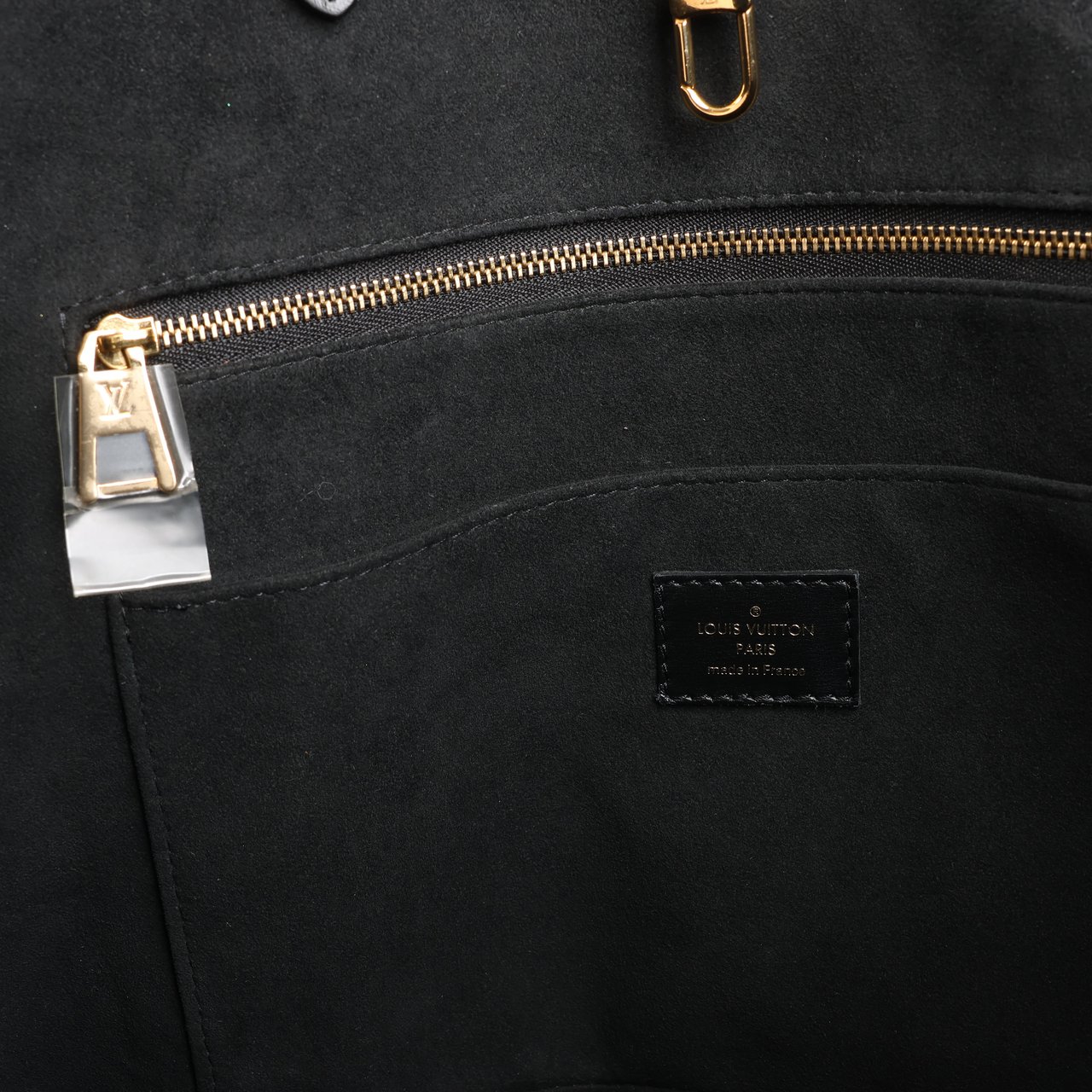 Louis Vuitton Louis Vuitton Since 1854 OnTheGo GM Handbag in Black x White M57207 Divers