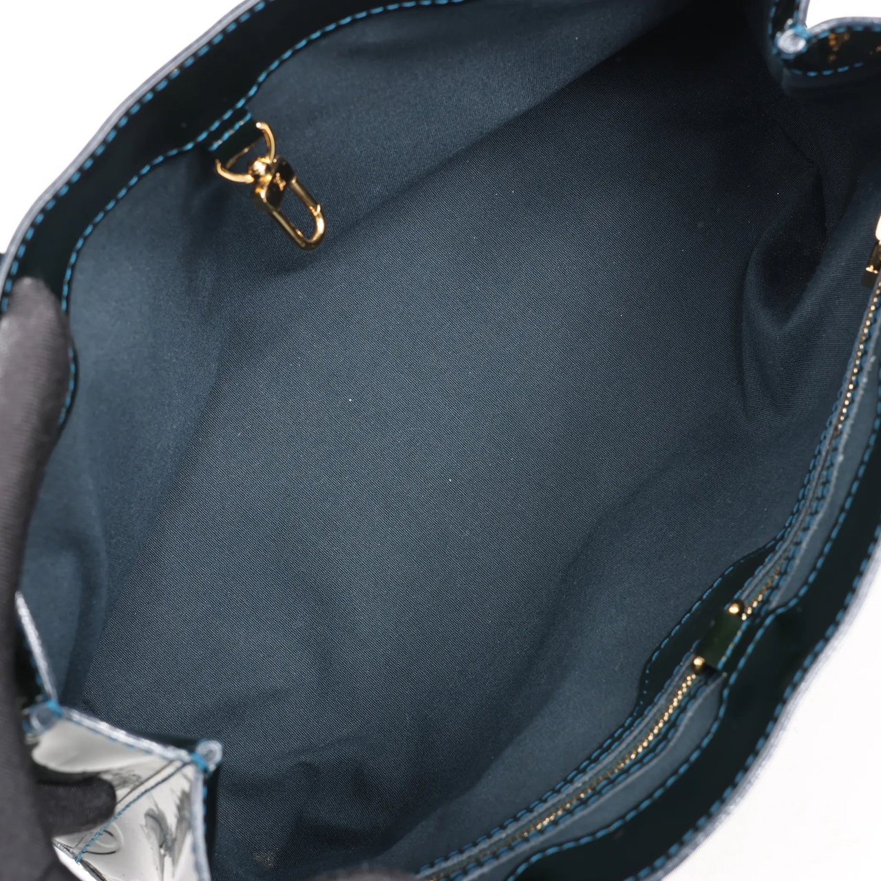 Louis Vuitton Louis Vuitton Monogram Vernis Wilshire PM Handbag in Green M93684 Groen