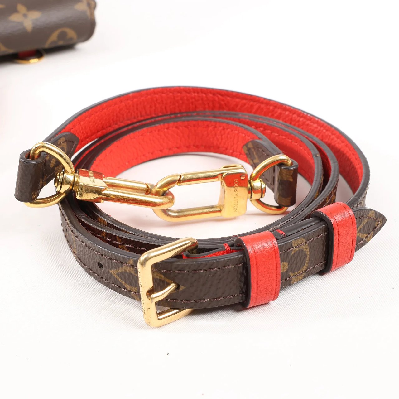 Louis Vuitton Louis Vuitton Monogram Marignan 2Way Female Handbag in Brown x Red M44286 Divers