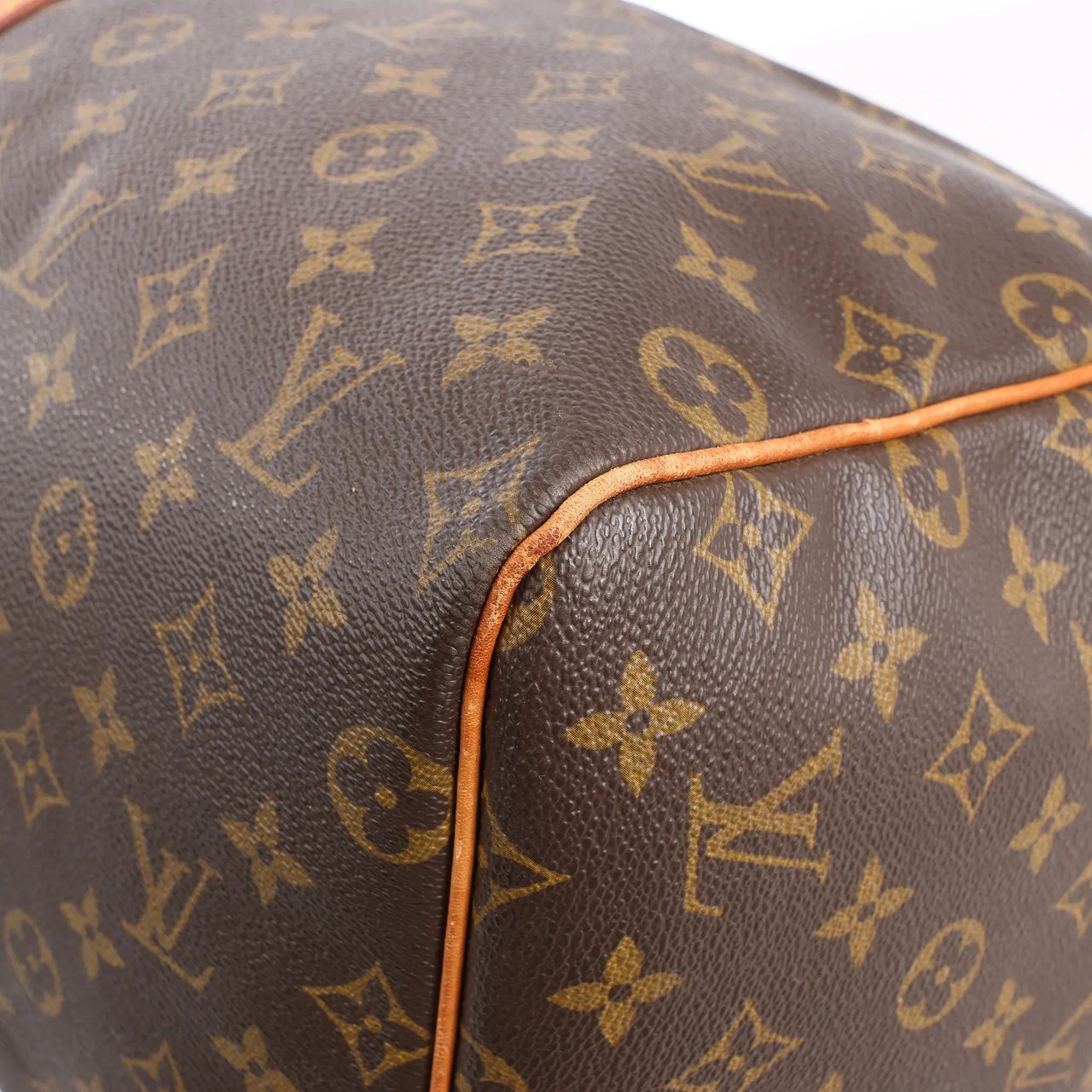Louis Vuitton Louis Vuitton Monogram Canvas Keepall 55 Travel Bag M41424 Bruin