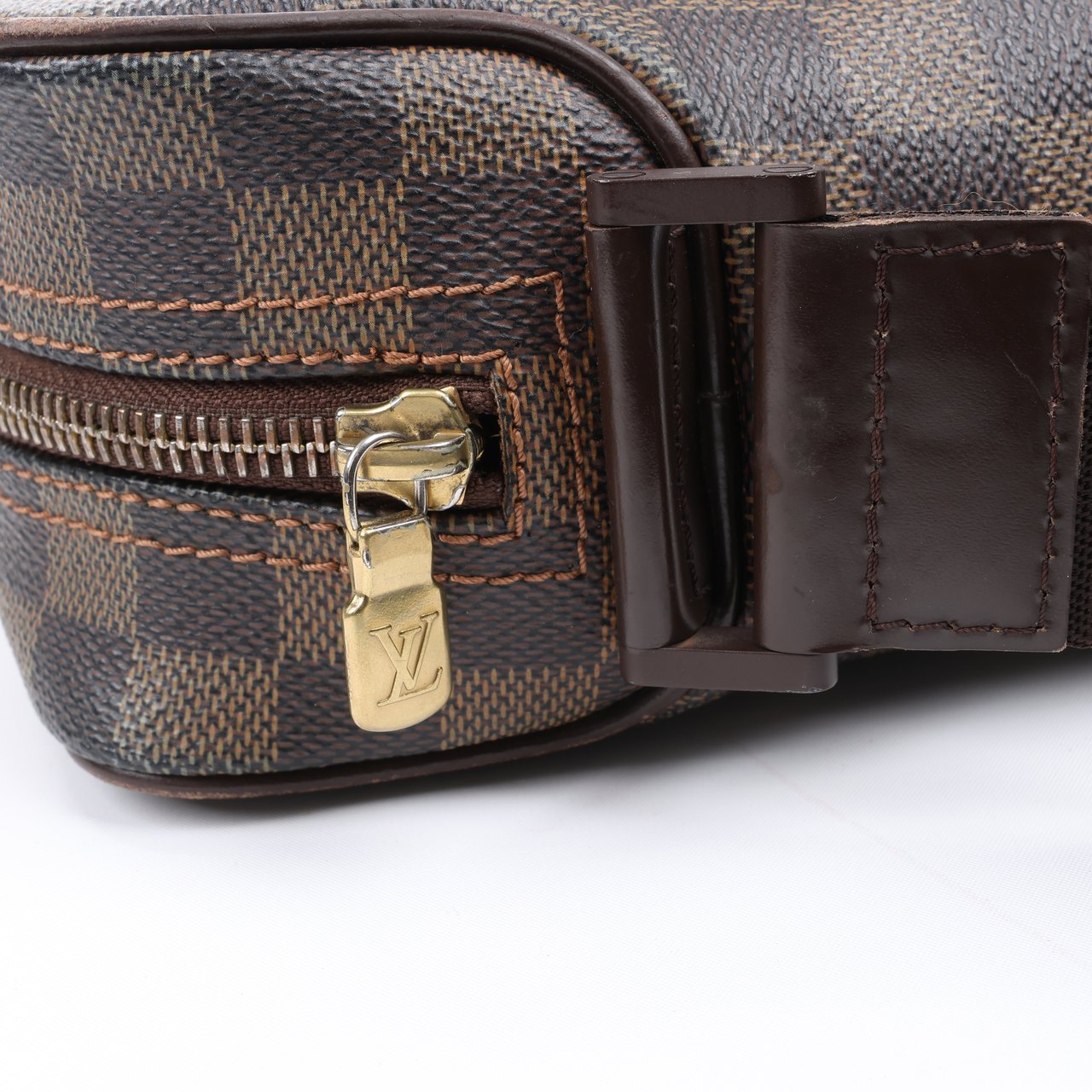 Louis Vuitton Louis Vuitton Damier Ebene Olav PM Crossbody Bag N41442 Bruin