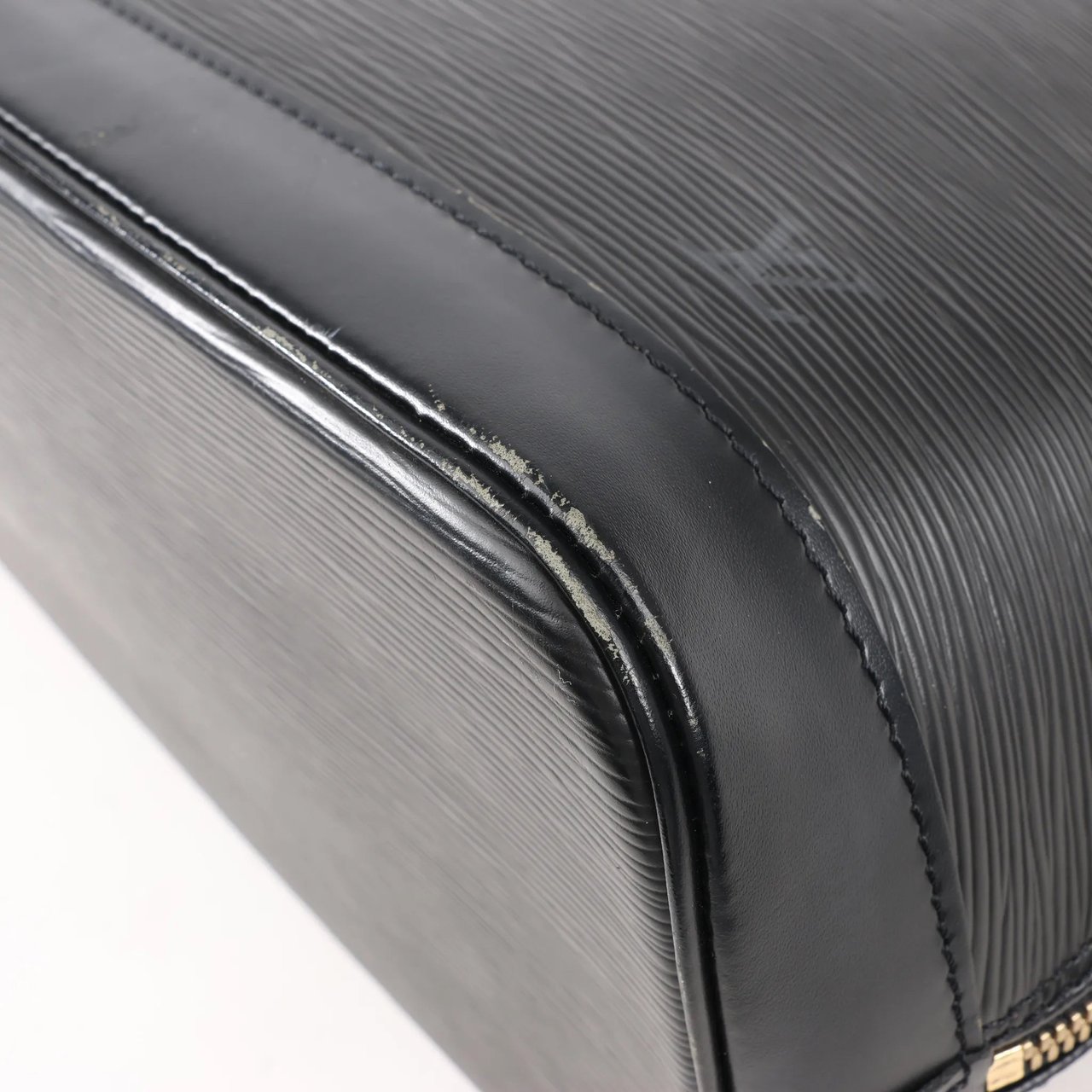 Louis Vuitton Louis Vuitton Epi Leather Alma PM Handbag in Black M52142 Zwart