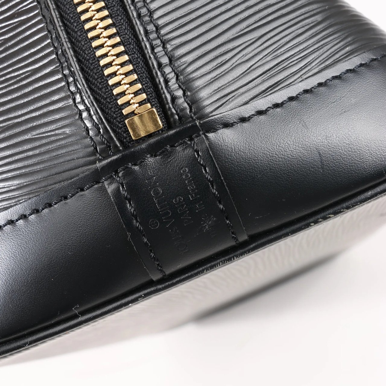 Louis Vuitton Louis Vuitton Epi Leather Alma PM Handbag in Black M52142 Zwart